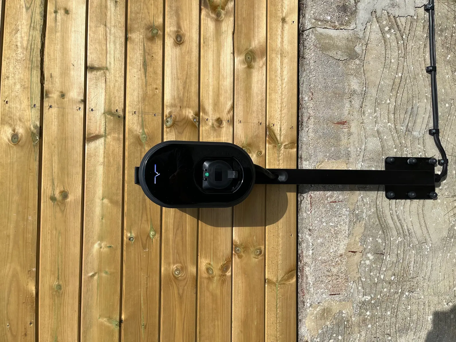 New EV charger at Curly Hill