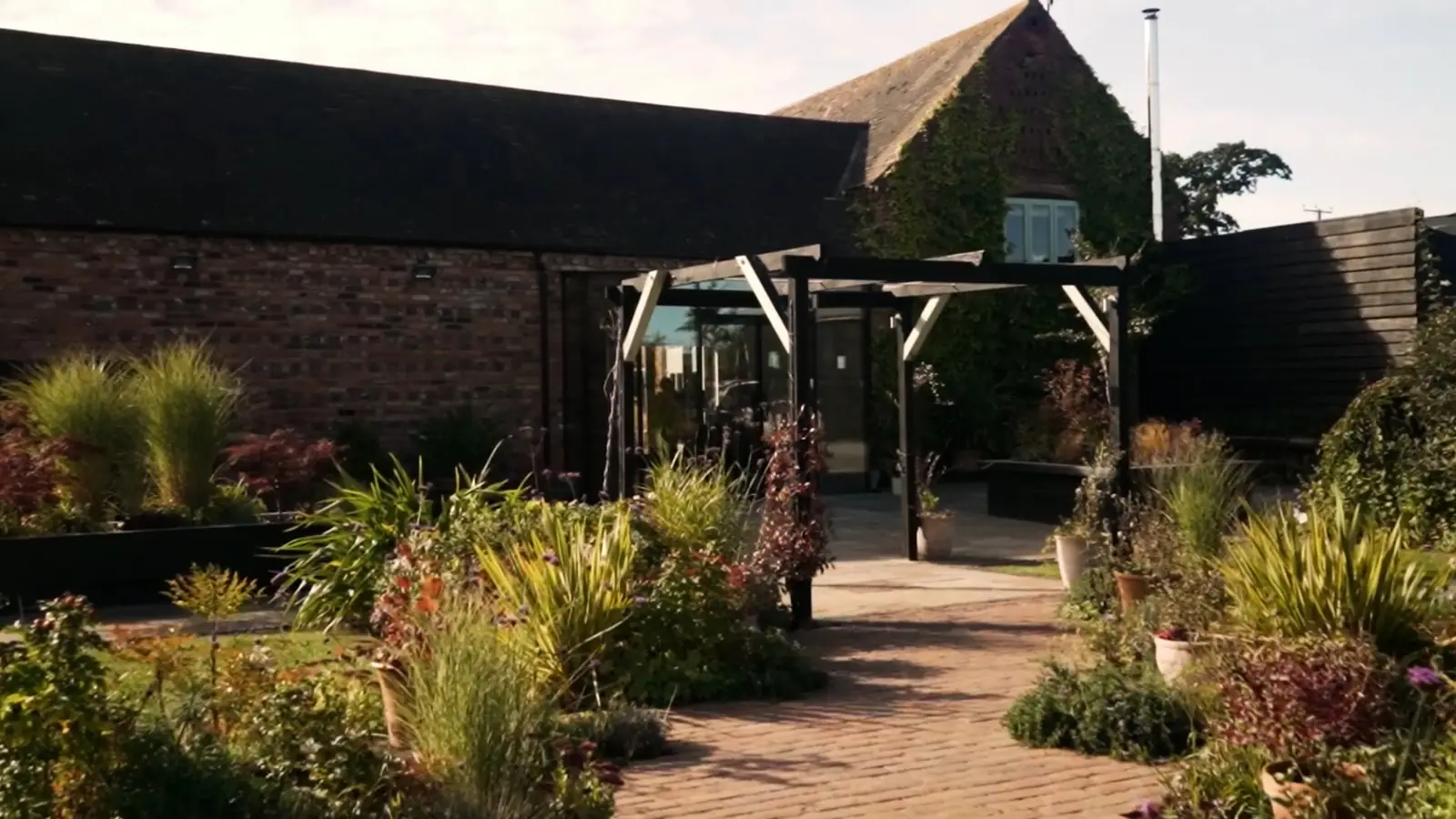 Photo from Curradine Barns's website
