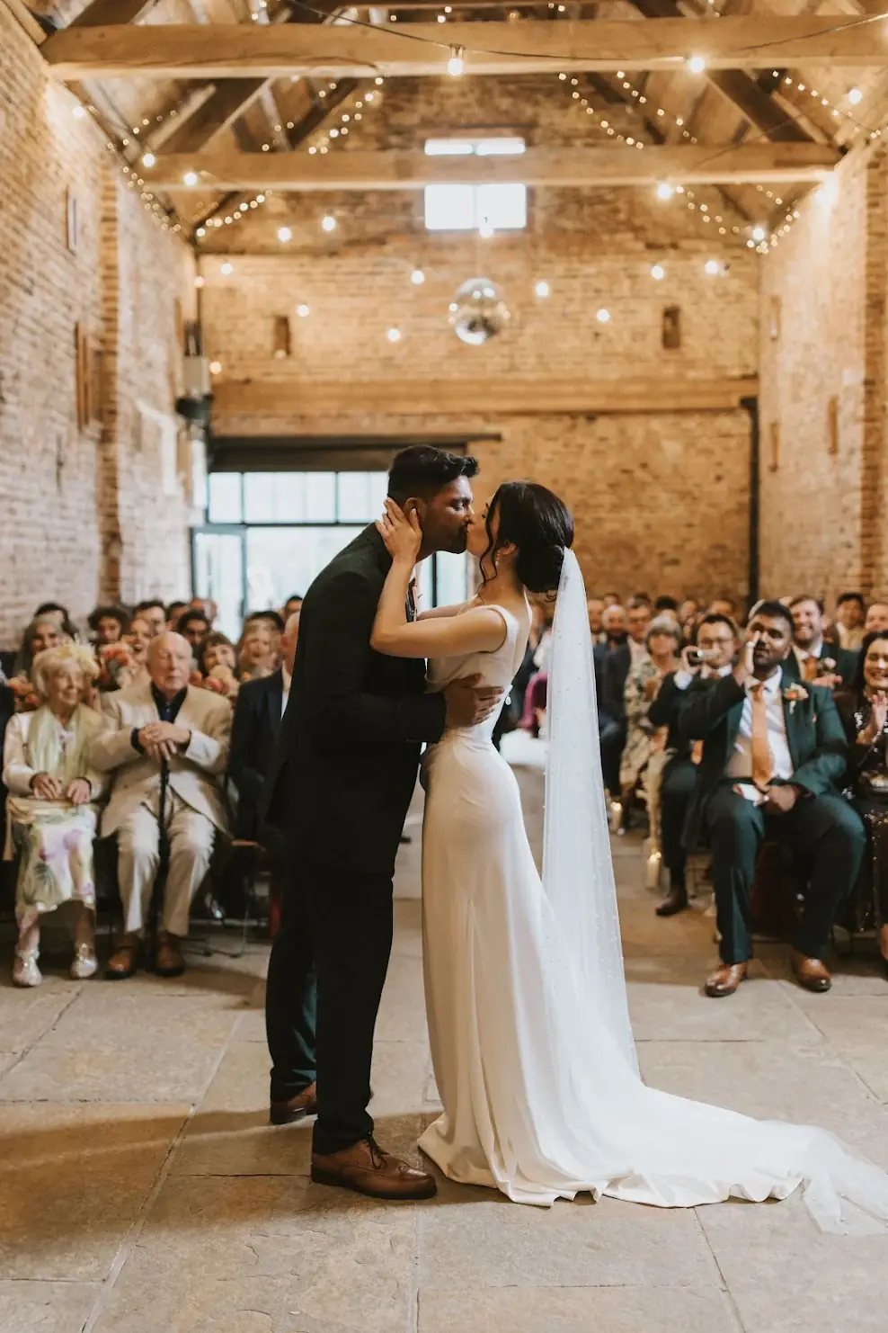 Photo from Riverlands Wedding Barns's website