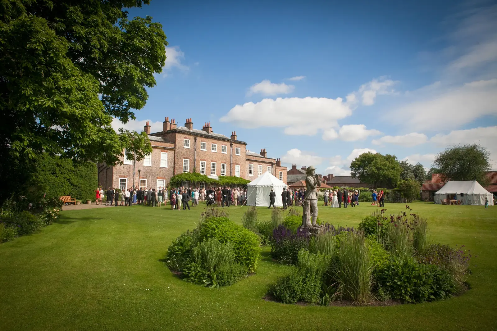 Photo from Thirsk Hall Events's website