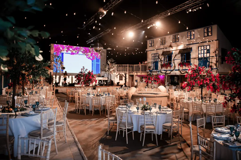 Photo from Unique Occasions at Loversall Limited's website