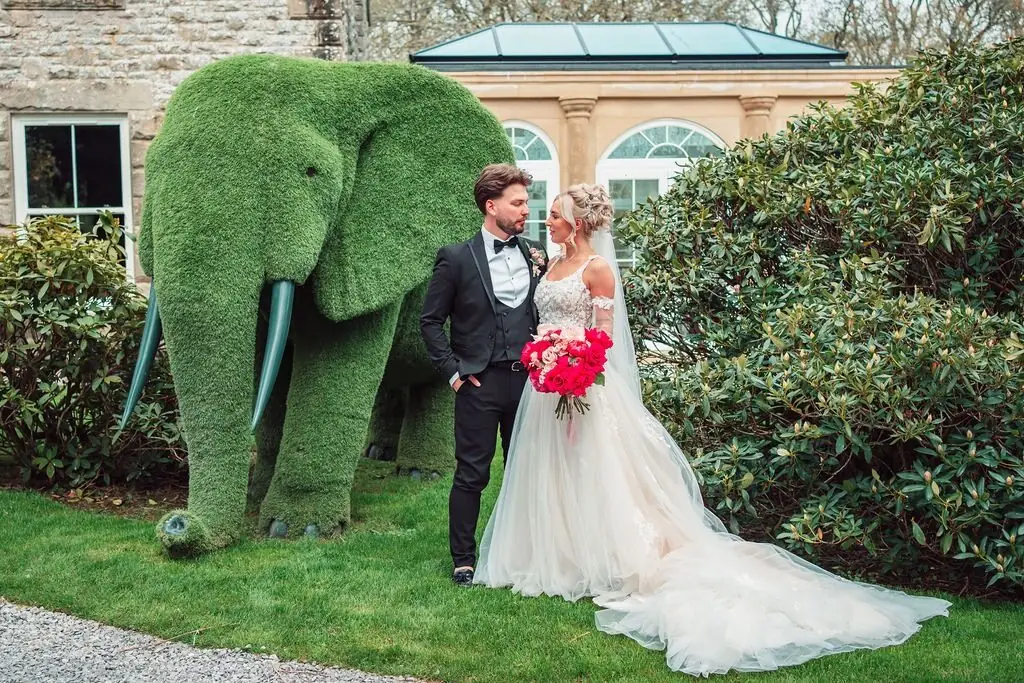 Photo from Woodhill Hall's website