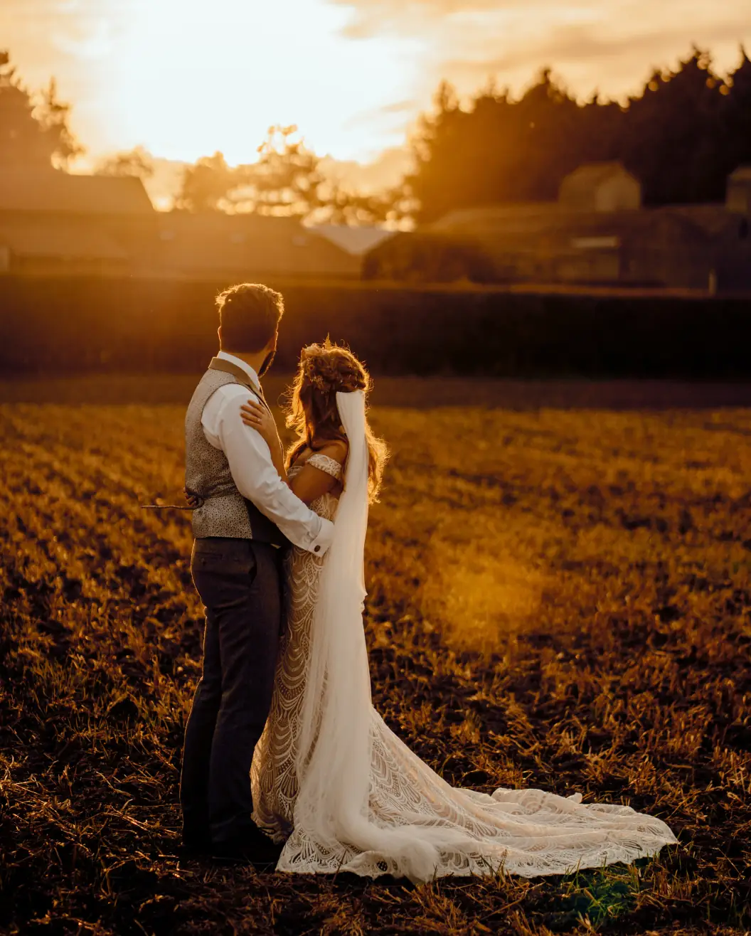 Photo from Woolas Barn's website